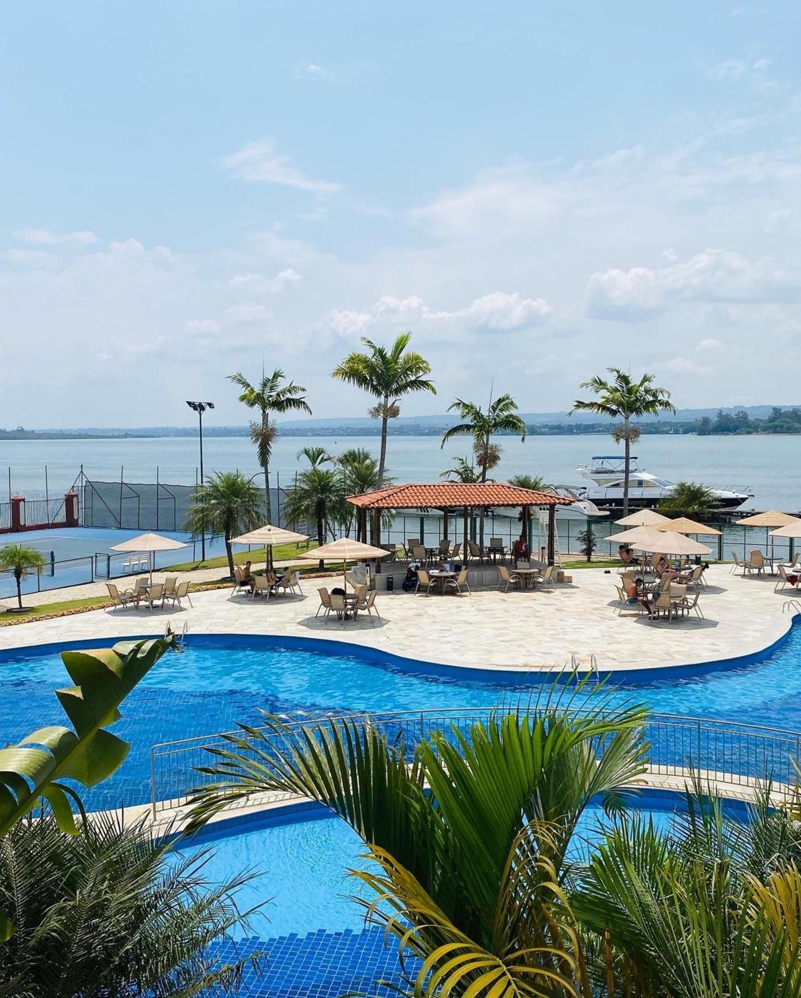 Flat Beira Lago No Centro De Bsb Brasília Zewnętrze zdjęcie