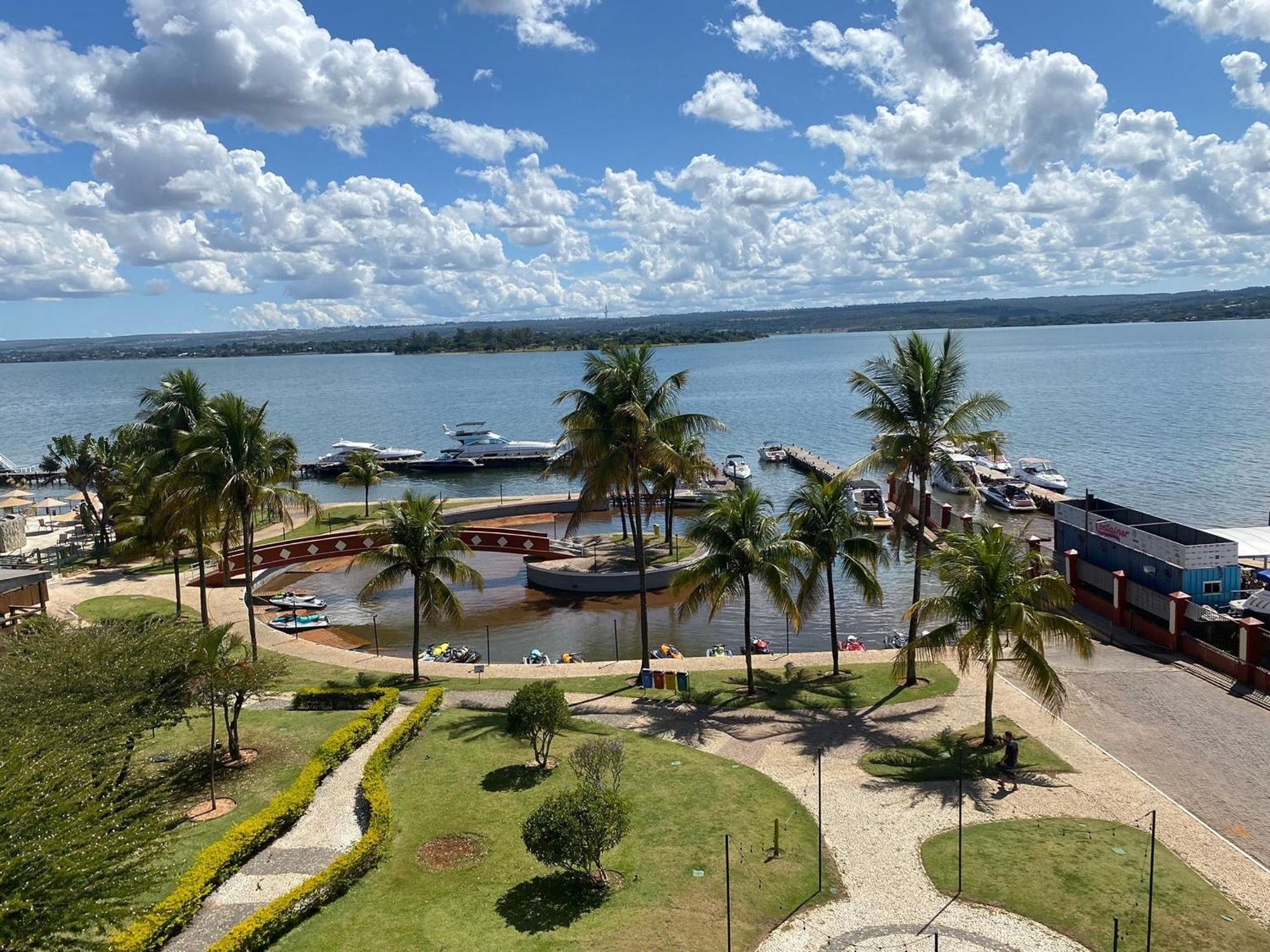 Flat Beira Lago No Centro De Bsb Brasília Zewnętrze zdjęcie
